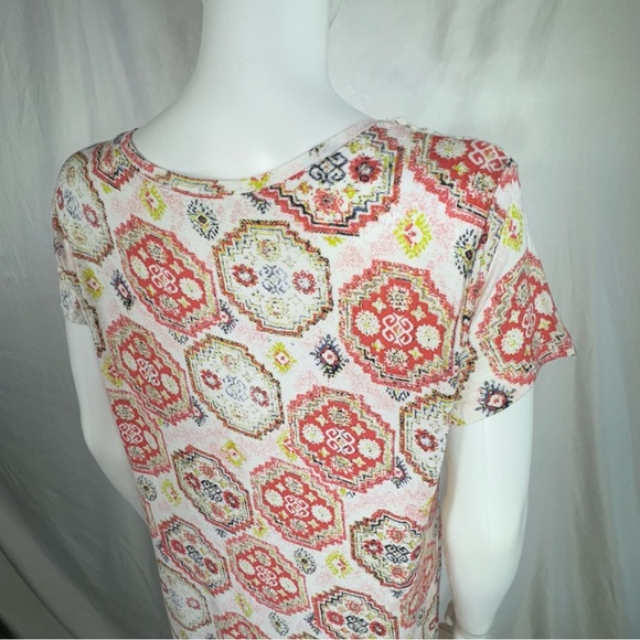 Cato High Low Asymmetrical Tiled Print Top - Picture 4 of 7